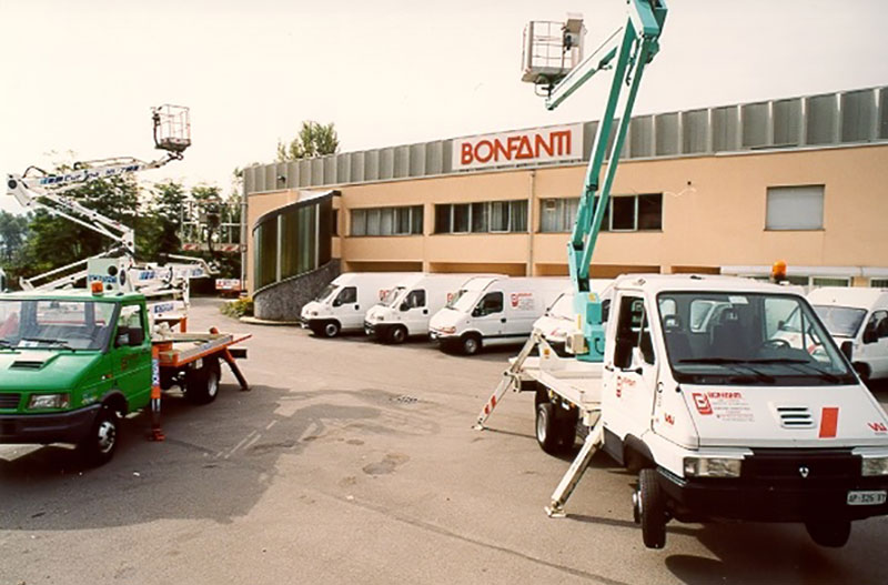 Esterni sede BONFANTI a Cisano Bergamasco