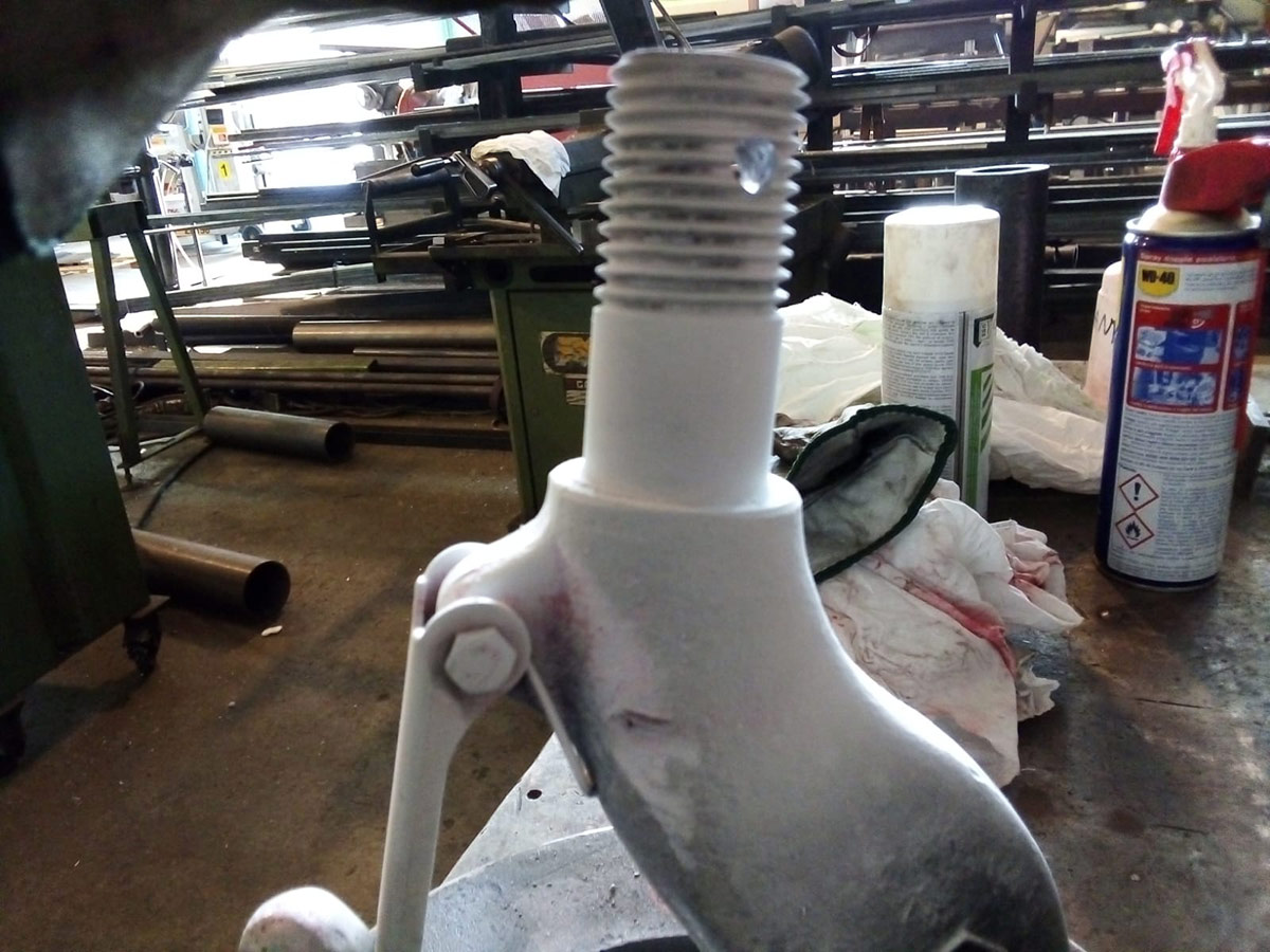 Detail of an old lifting machine