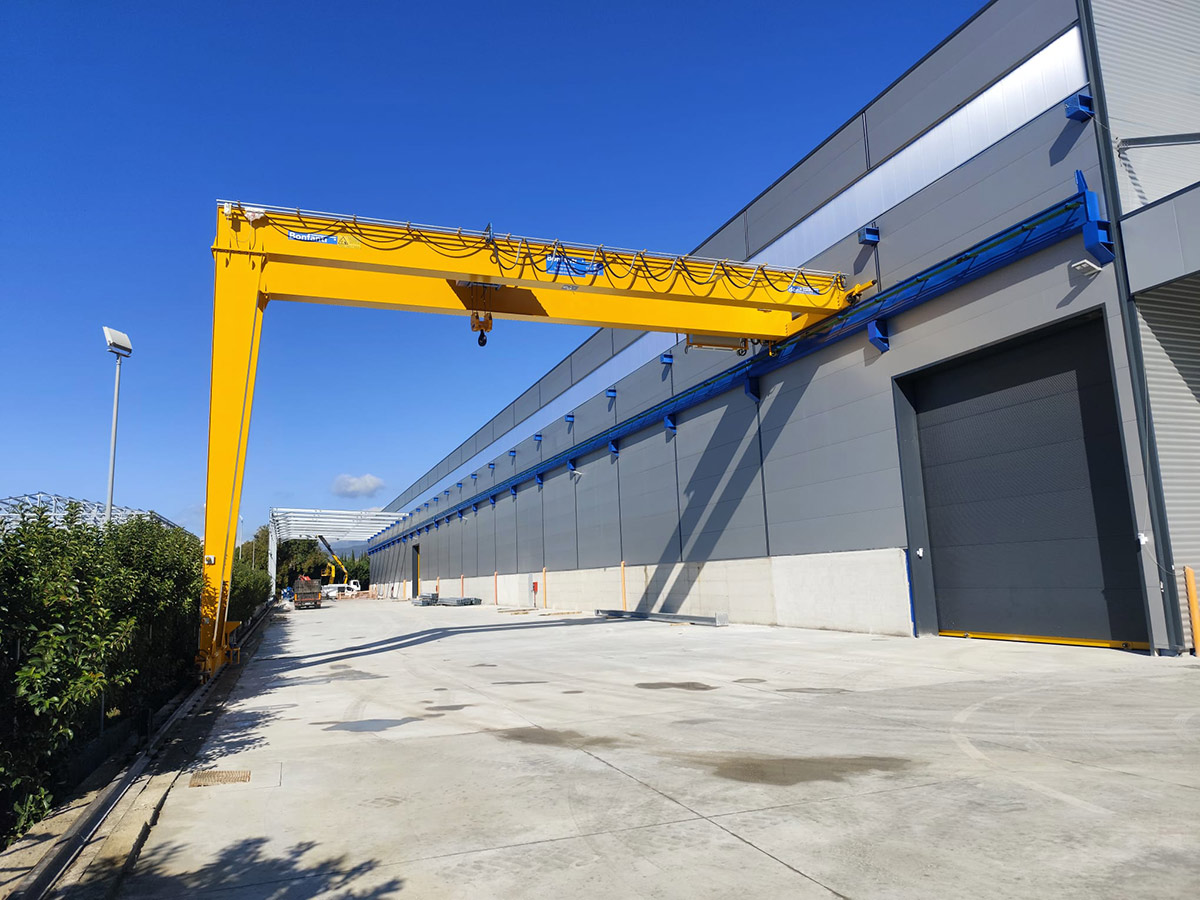 Gru a cavalletto BONFANTI