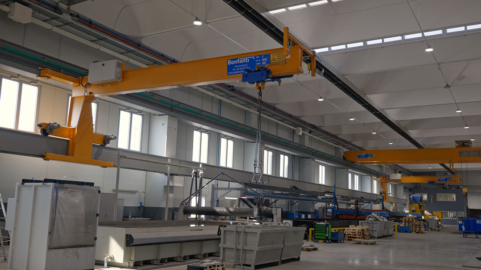 Gru a bicicletta in un cantiere BONFANTI