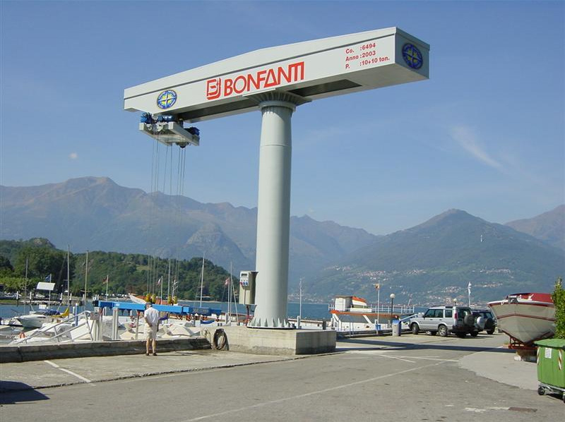 Gru a bandiera BONFANTI in ambiente esterno