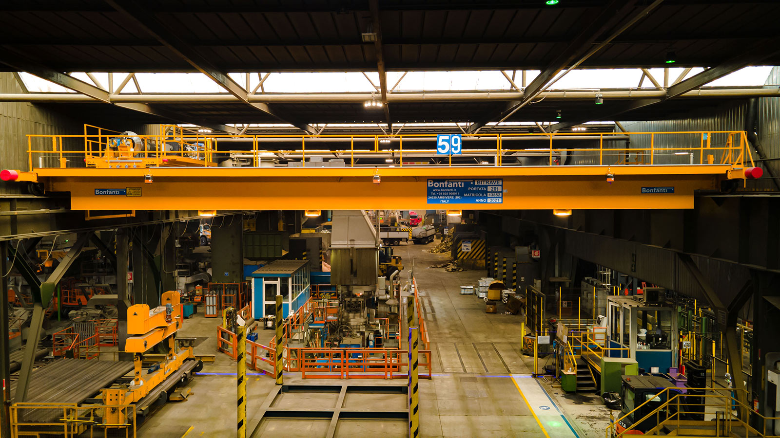 Produzione di gru per Movimentazione Billette, Blumi e Bramme BONFANTI