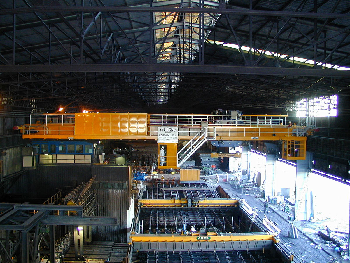 Gru per Movimentazione Billette, Blumi e Bramme BONFANTI